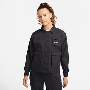 Nike Sportswear Swoosh